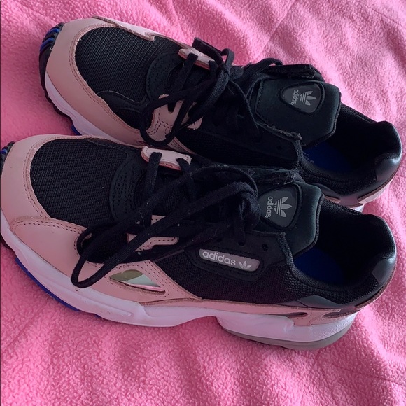 adidas Shoes - Adidas Falcon